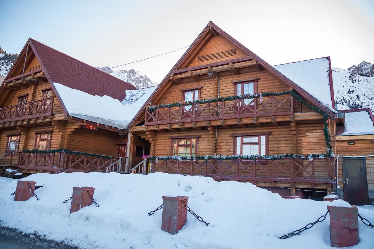Hostel Shymbulak Almaty Ngoại thất bức ảnh