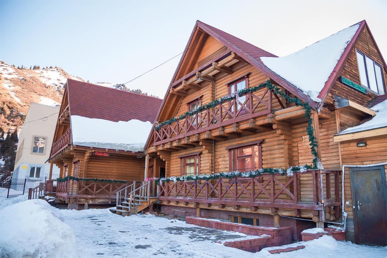 Hostel Shymbulak Almaty Ngoại thất bức ảnh